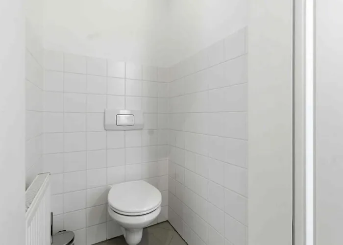 Chic - Next To Schoenbrunn And Metro U4 * Viena